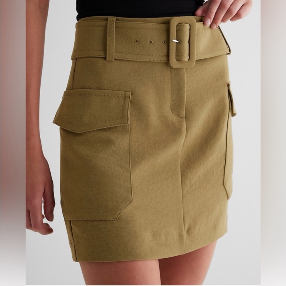 Super high waisted cargo Y2K belted olive mini skirt READ DESCRIPTION